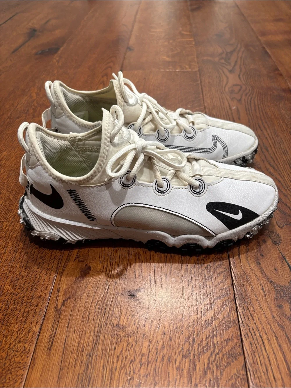 Nike 6Y Future Field GS Turf Shoes